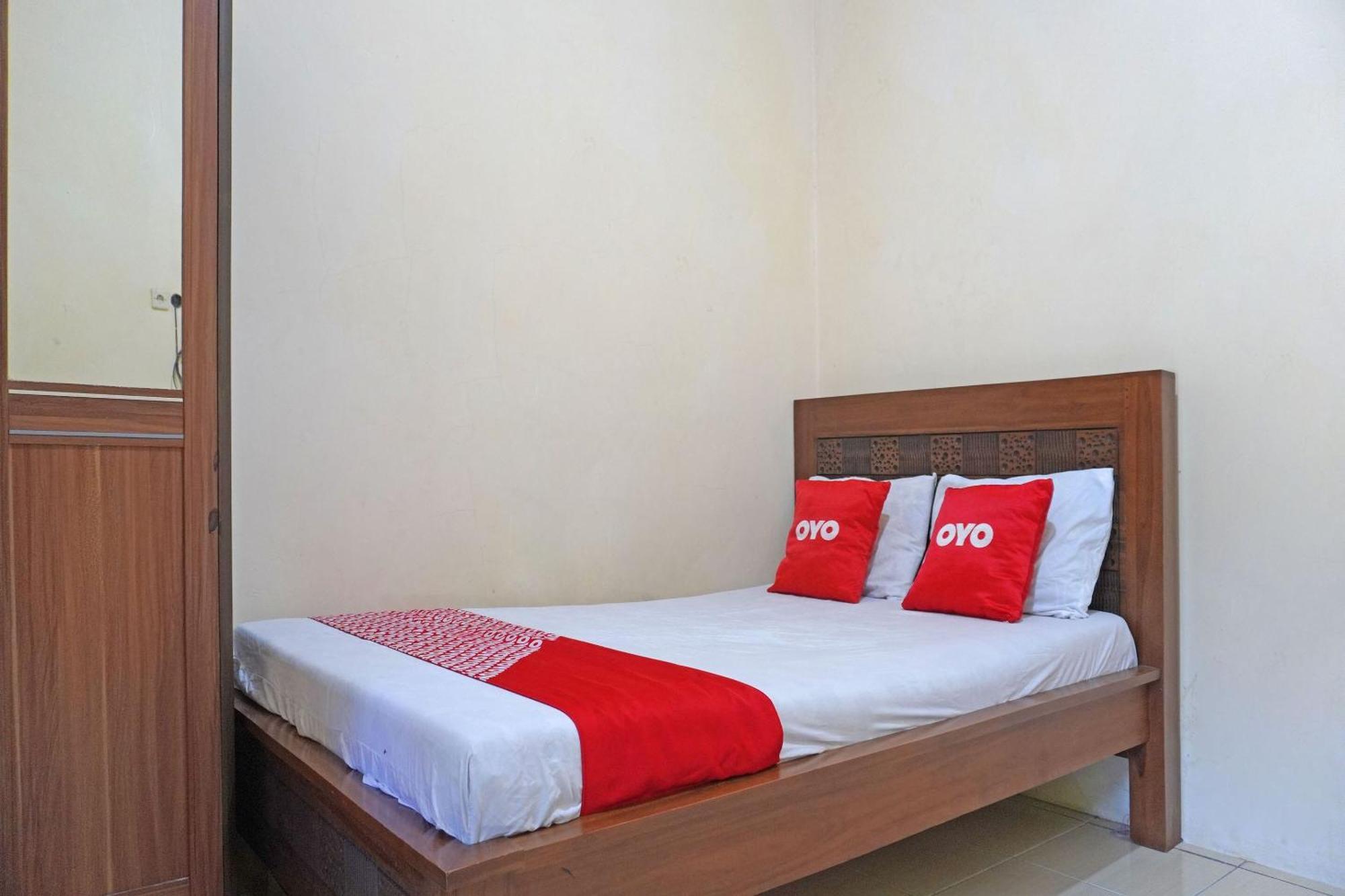 Oyo 91762 Green Home Stay Syariah Purwakarta Zewnętrze zdjęcie