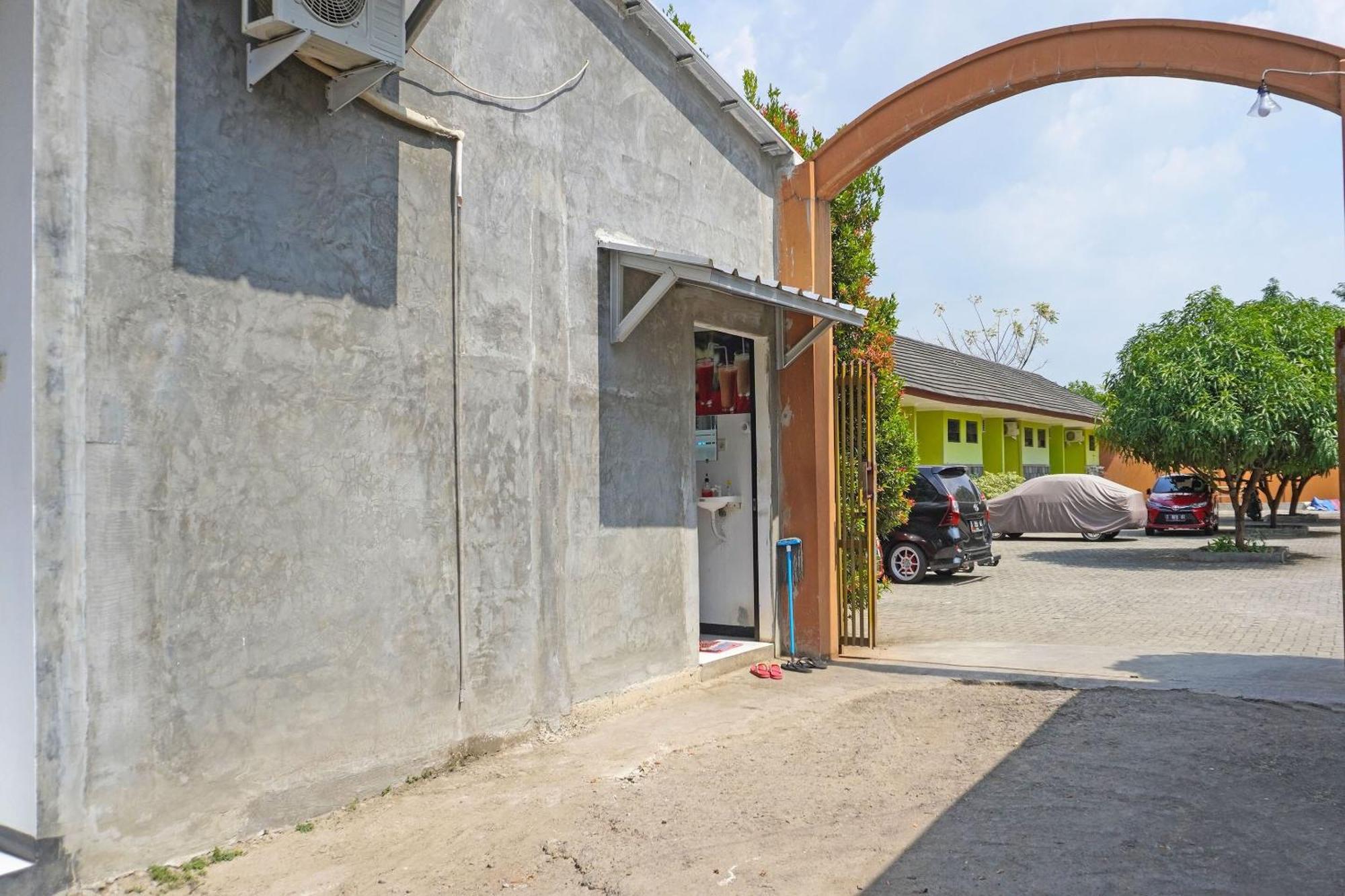 Oyo 91762 Green Home Stay Syariah Purwakarta Zewnętrze zdjęcie